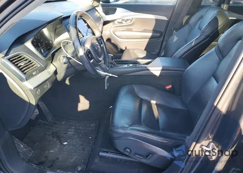 2017 Volvo Xc90 T5 z USA, uszkodzony, nr VIN YV4102XK8H1115701